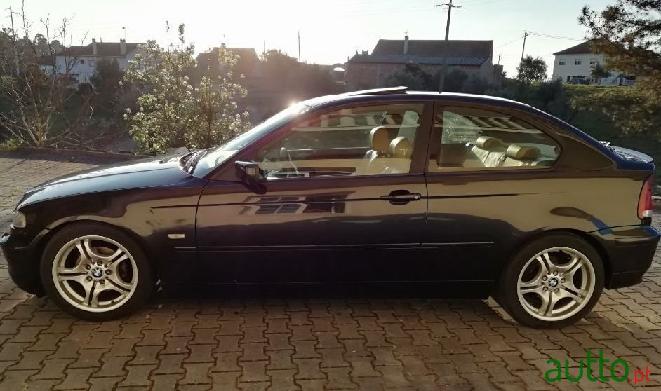 2001' BMW 316 photo #4