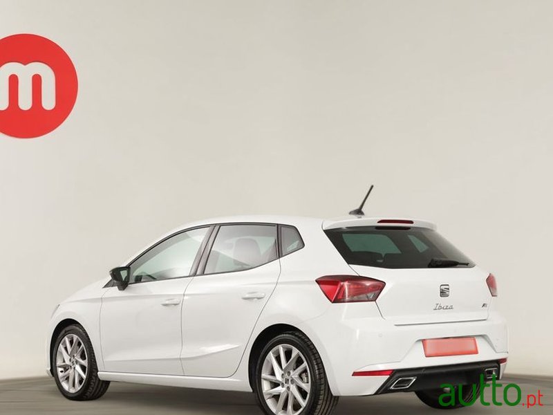 2022' SEAT Ibiza 1.0 Tsi Fr Dsg photo #3