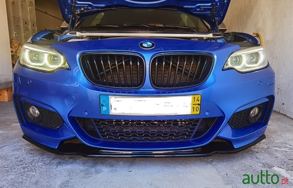 2014' BMW 220 photo #5