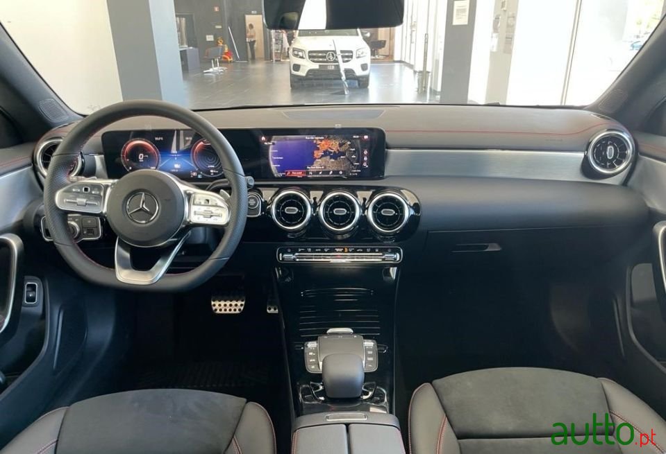 2021' Mercedes-Benz Cla-250 photo #5