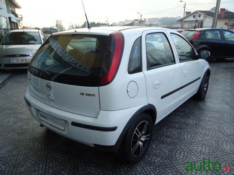 2005' Opel Corsa 1.3 Cdti Enjoy photo #1