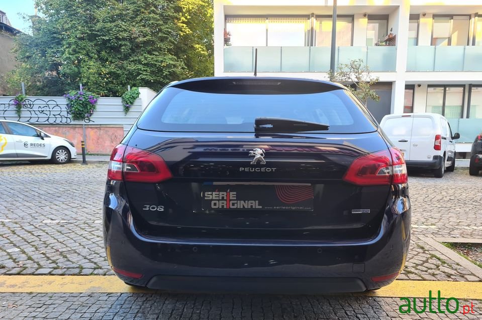 2015' Peugeot 308 Sw photo #4