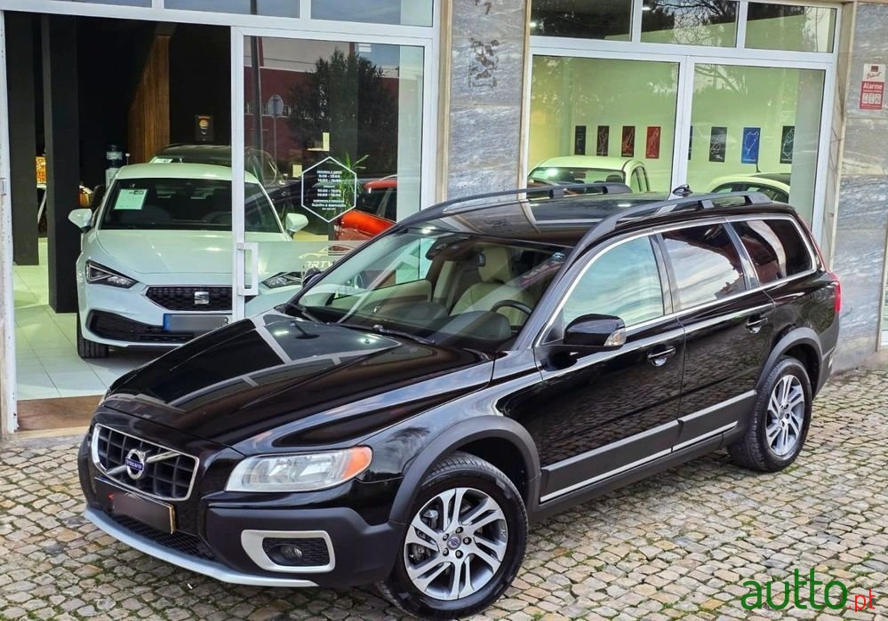 2011' Volvo Xc 70 photo #1