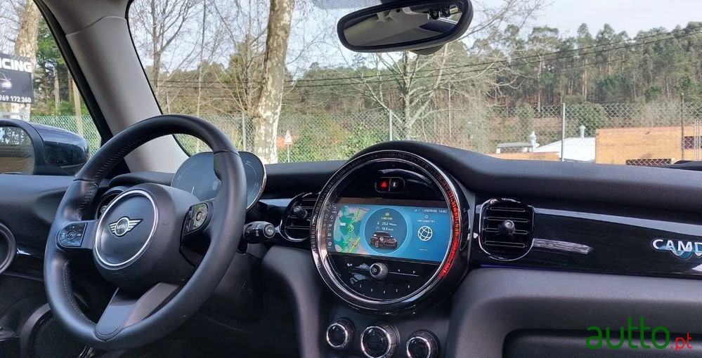 2022' MINI Cooper Se Camden Edition photo #6