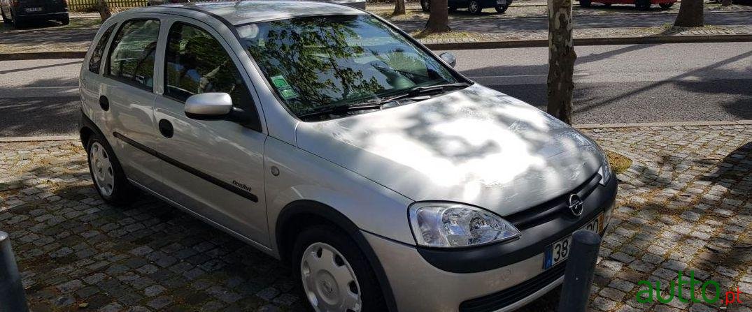 2001' Opel Corsa photo #1