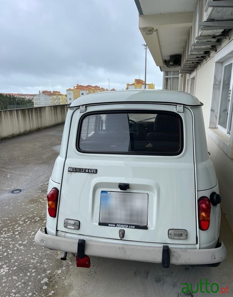 1992' Renault 4 photo #2