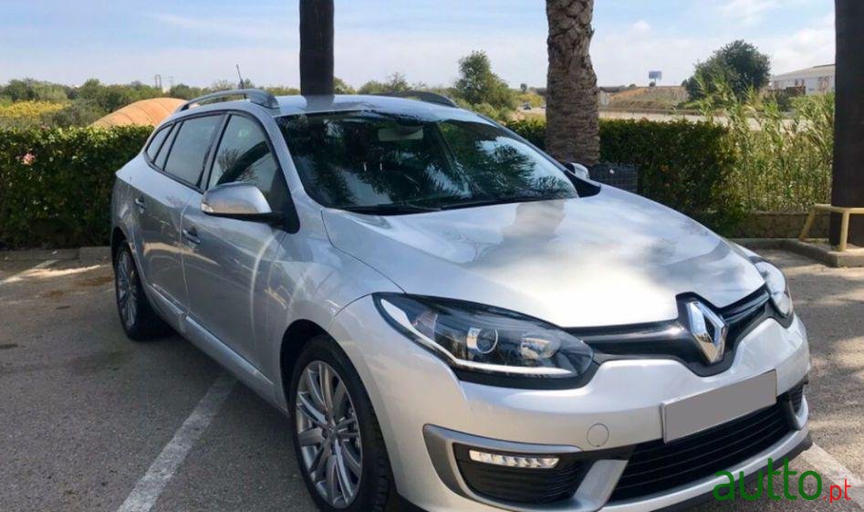 2015' Renault Megane Sport Tourer photo #1