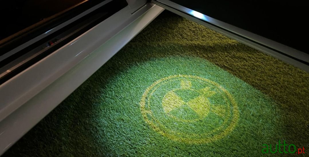 2013' BMW 118 photo #3