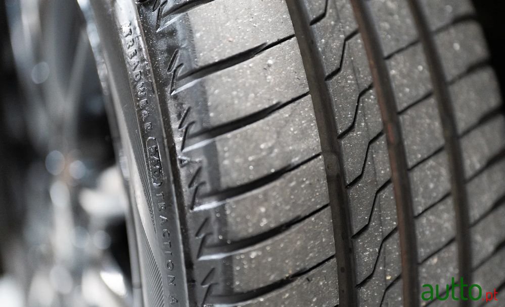 2014' MINI Cooper 3 Portas photo #4