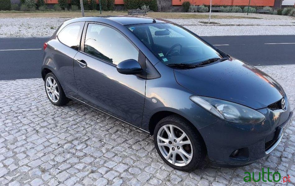 2009' Mazda 2 photo #4