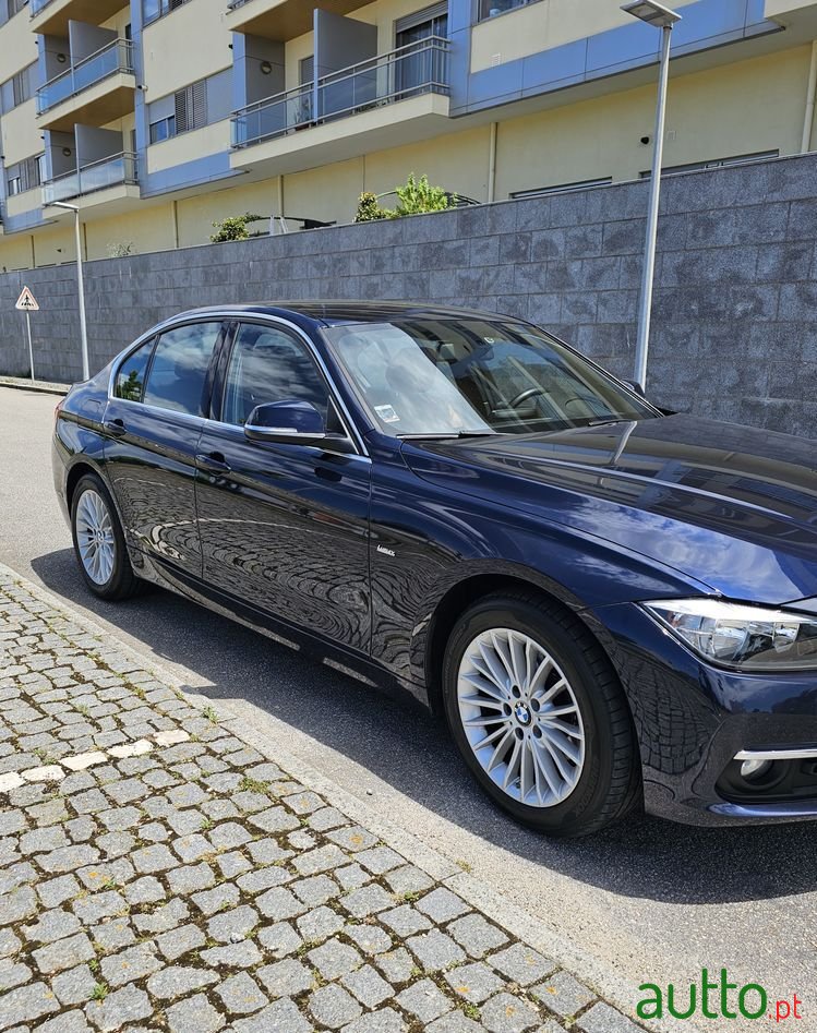 2016' BMW 318 D Line Luxury Auto photo #4