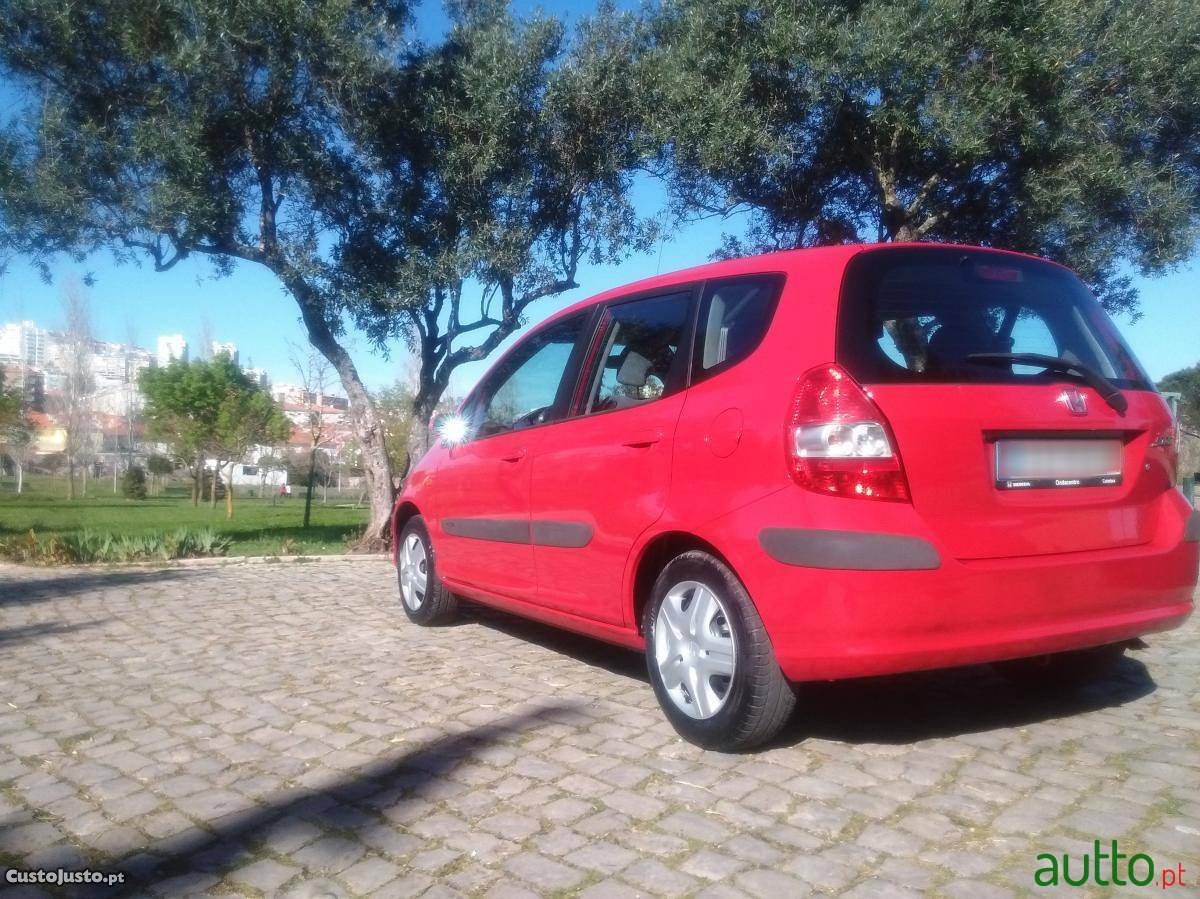 2001' Honda Jazz photo #1