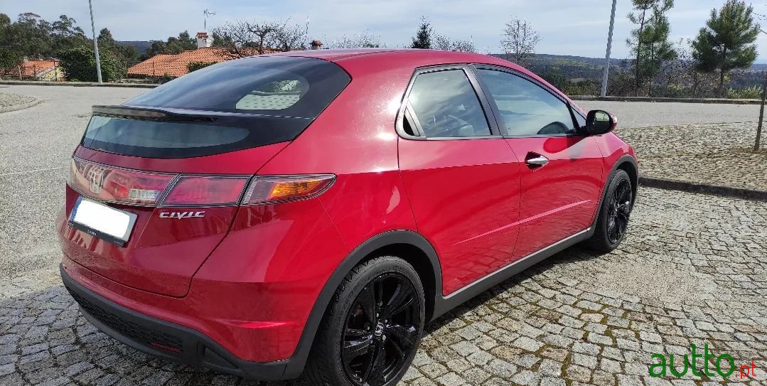 2007' Honda Civic Sport photo #2