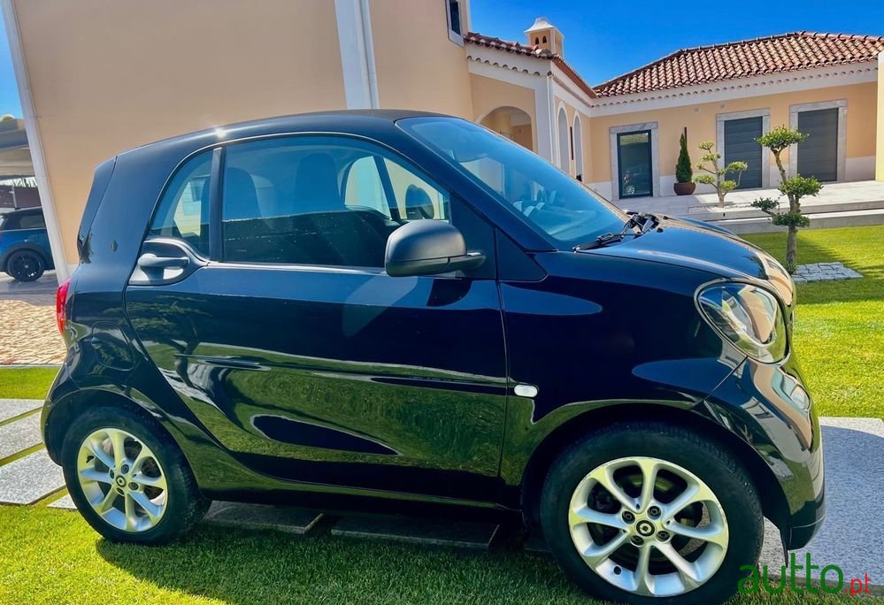 2018' Smart Fortwo Electric Drive Passion photo #2