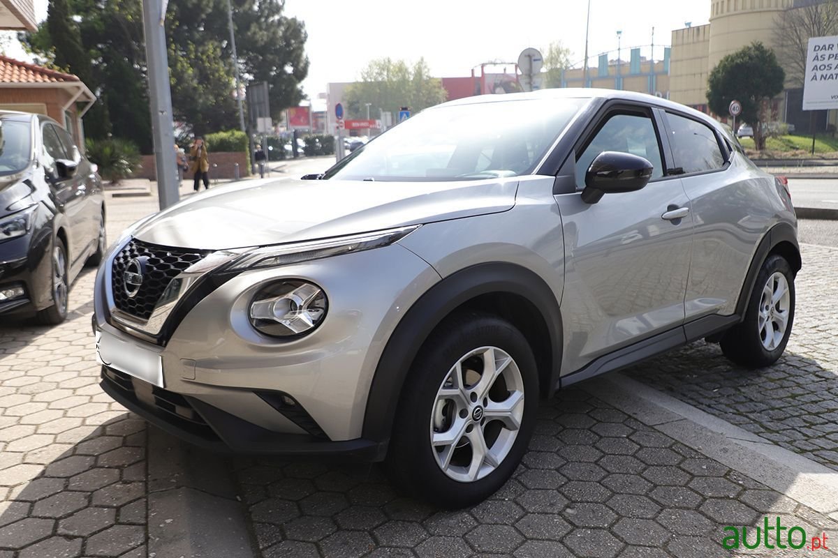 2021' Nissan Juke photo #3