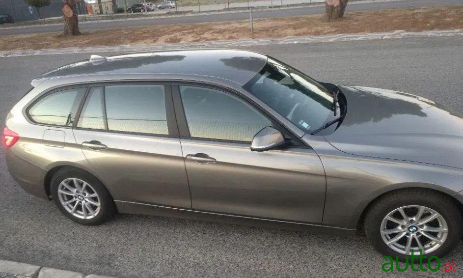 2015' BMW 316 D Touring photo #1