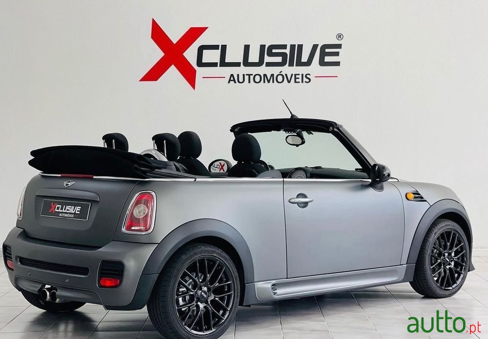 2010' MINI Cooper photo #3