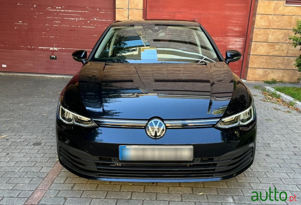 2022' Volkswagen Golf 1.0 Tsi photo #2