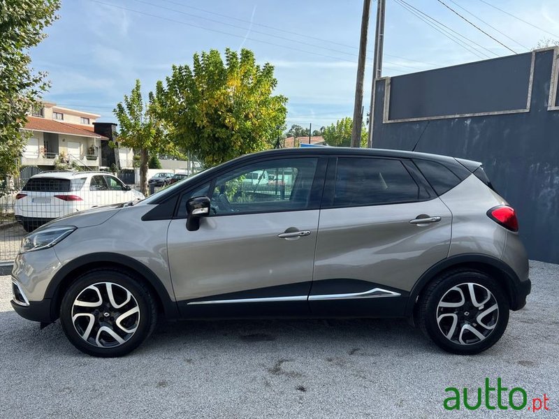 2015' Renault Captur photo #3