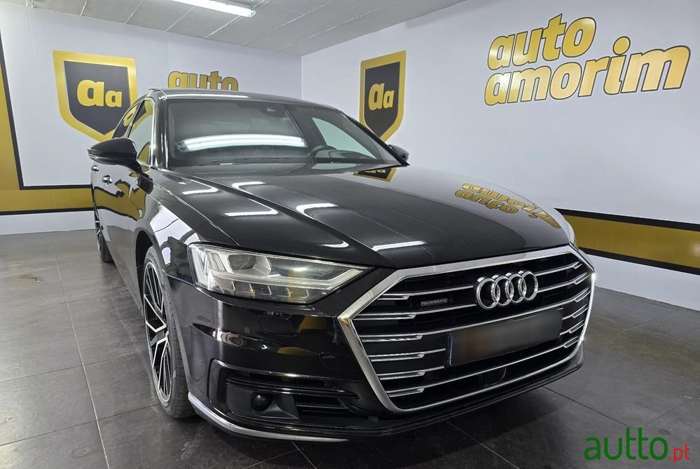 2018' Audi A8 photo #2