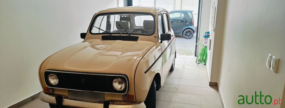 1984' Renault 4 photo #1