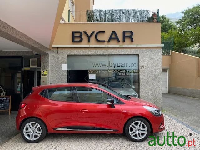 2018' Renault Clio photo #2