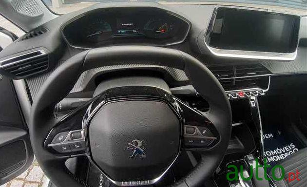 2020' Peugeot 208 E- Active photo #2