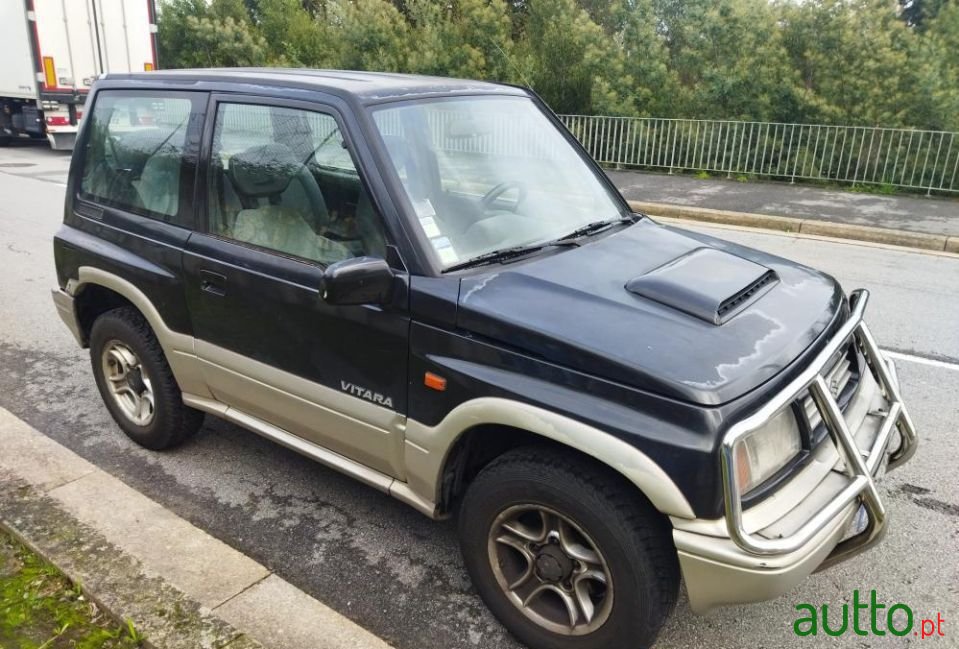 1997' Suzuki Vitara photo #3