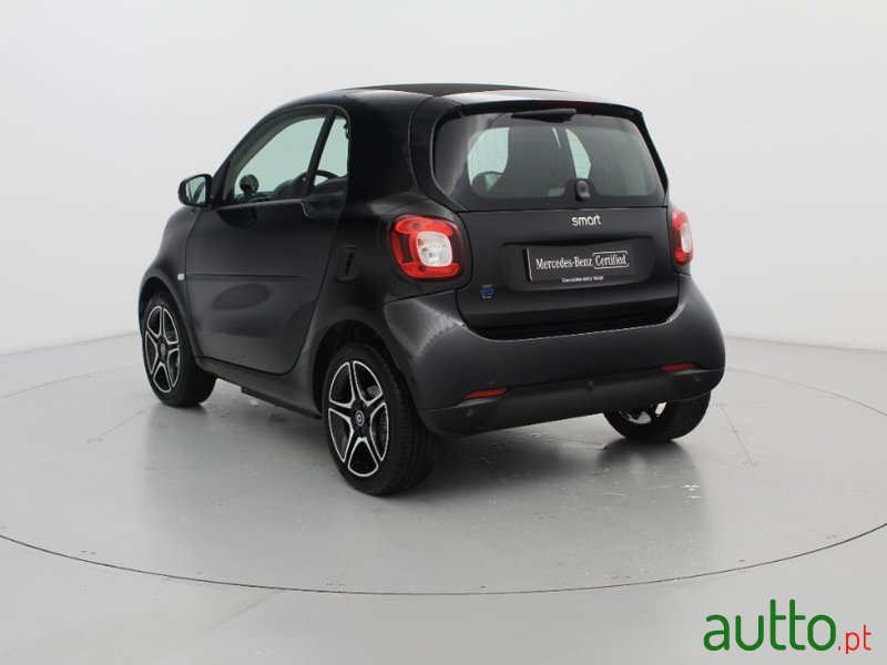 2020' Smart Fortwo photo #3