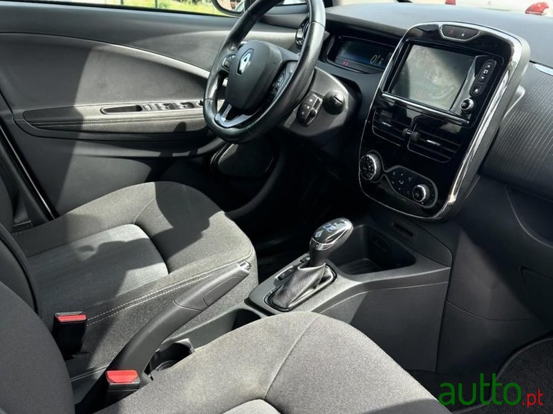2018' Renault Zoe photo #5