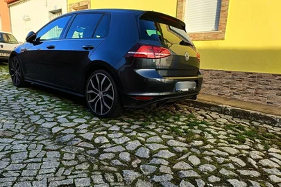 2016' Volkswagen Golf