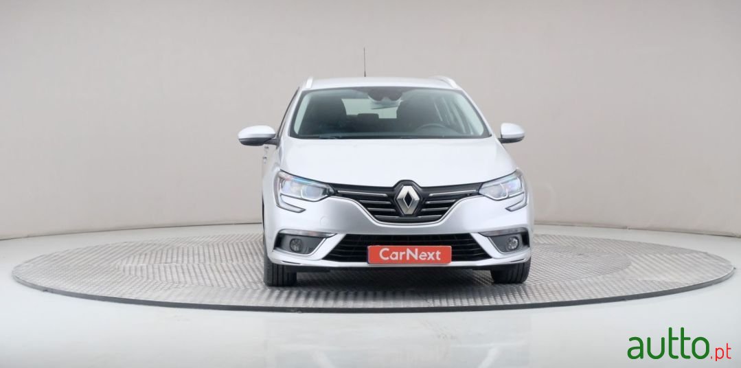 2018' Renault Megane Sport Tourer photo #3