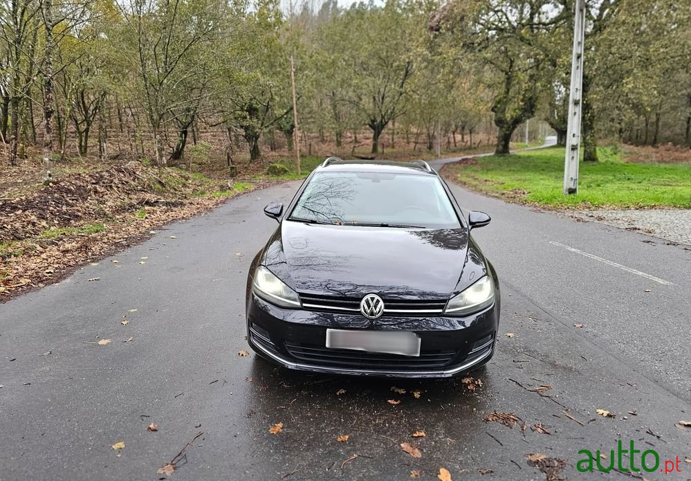 2016' Volkswagen Golf Variant photo #3