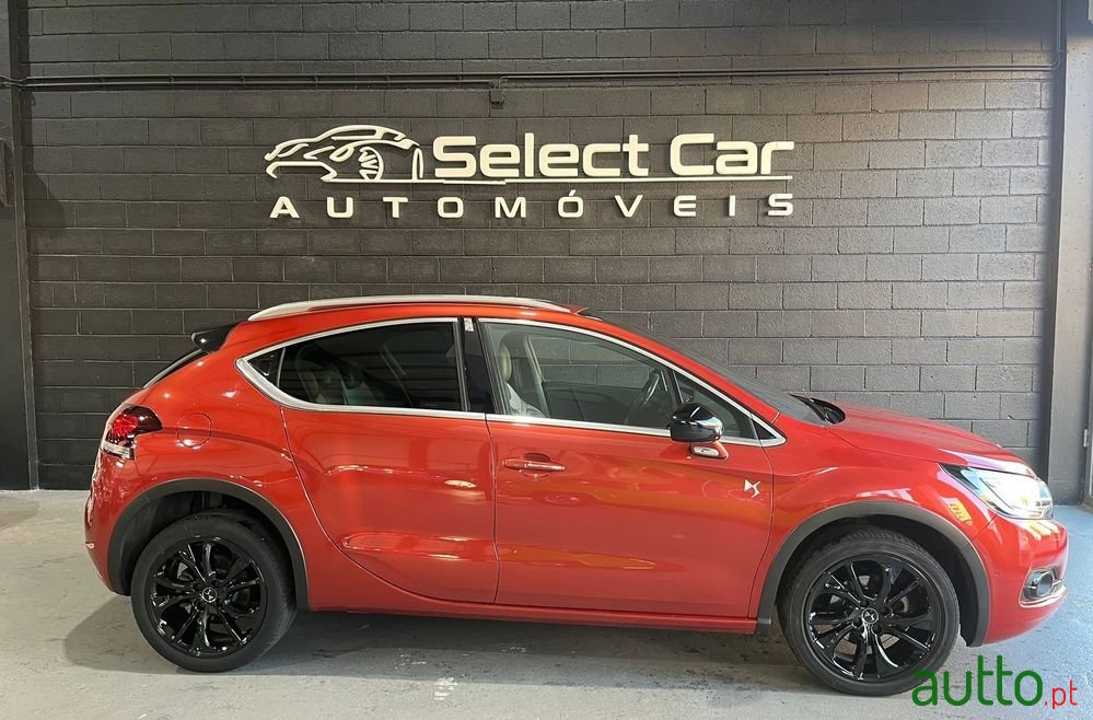 2017' DS Automobiles Ds4 Crossback photo #3