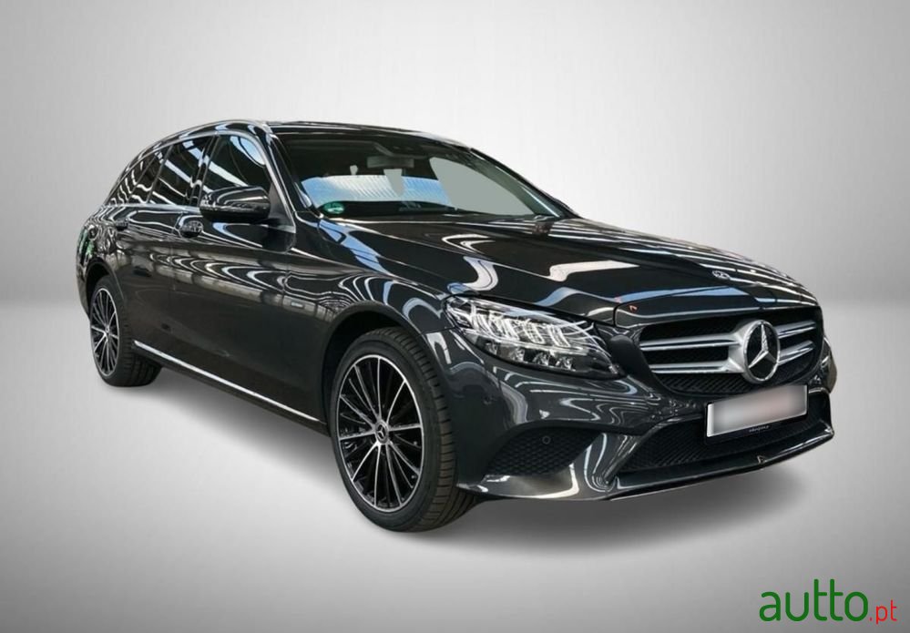 2020' Mercedes-Benz Classe C photo #1