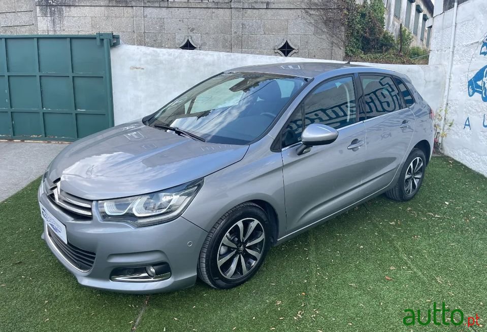 2018' Citroen C4 photo #4