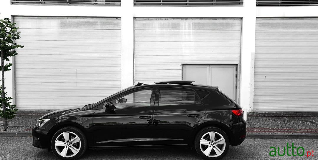 2019' SEAT Leon photo #2