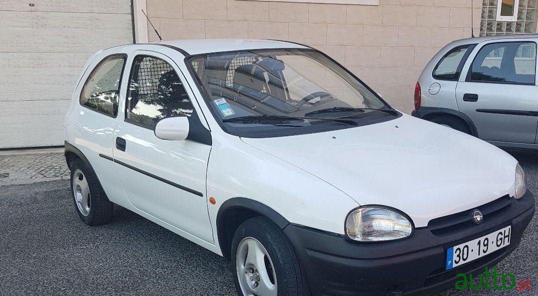 1996' Opel Corsa Comercial photo #1