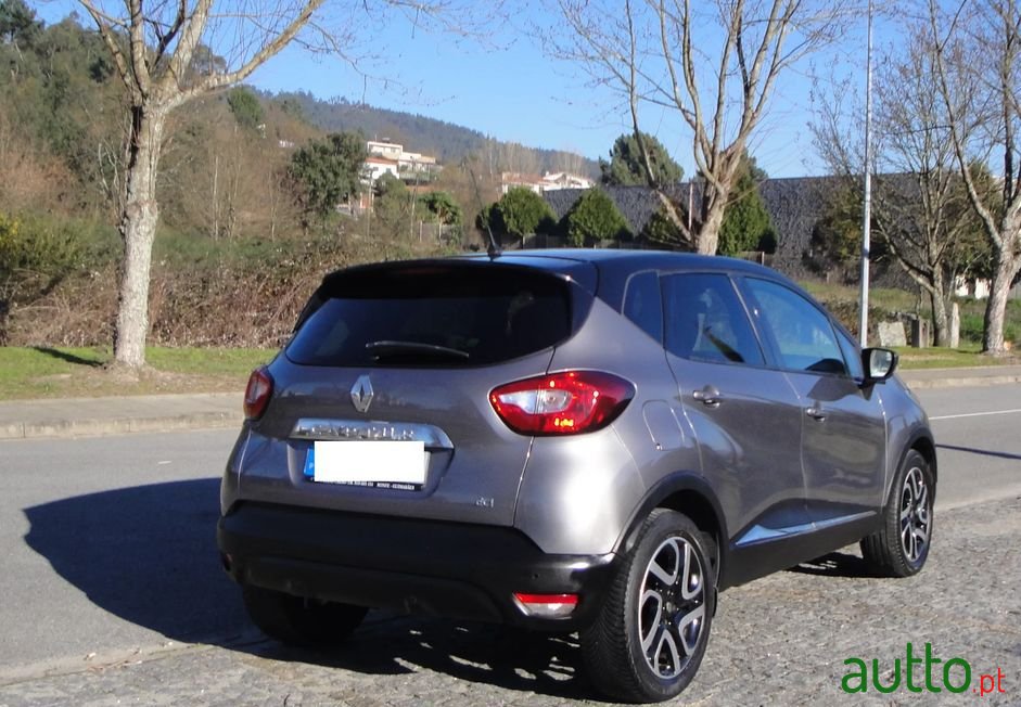 2014' Renault Captur Exclusive photo #3