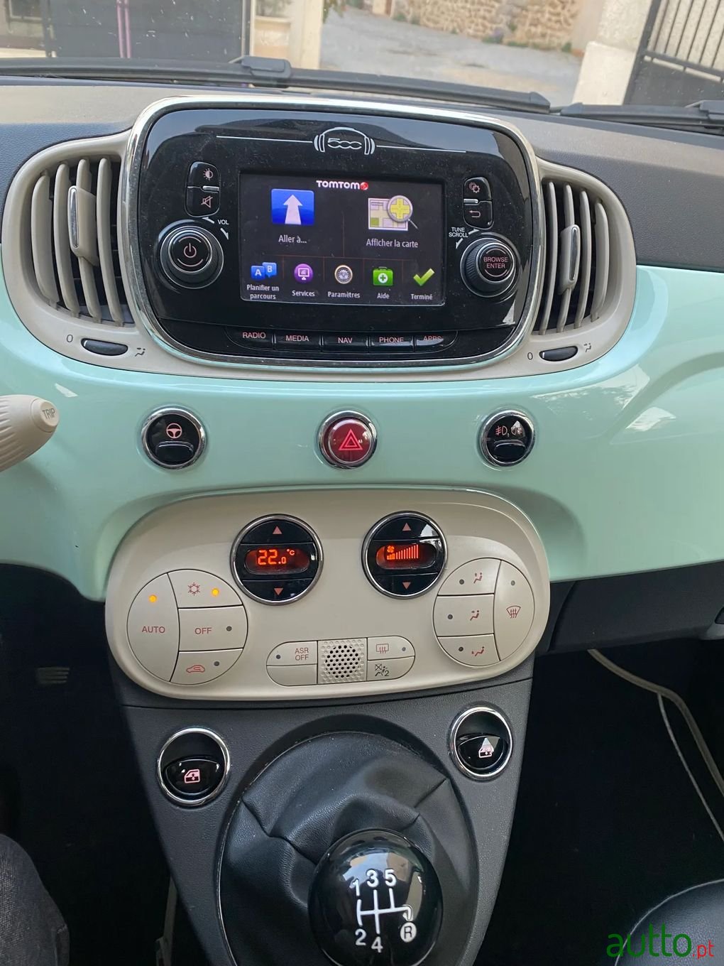 2015' Fiat 500C photo #5