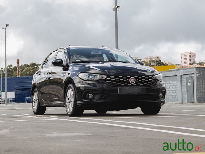 2019' Fiat Tipo photo #2