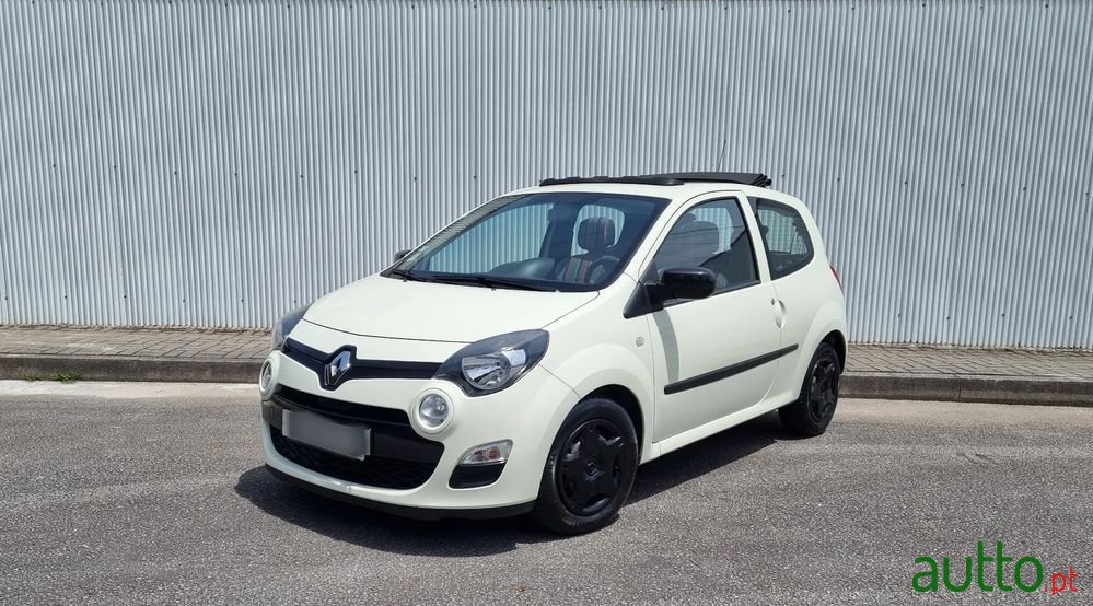 2012' Renault Twingo photo #2