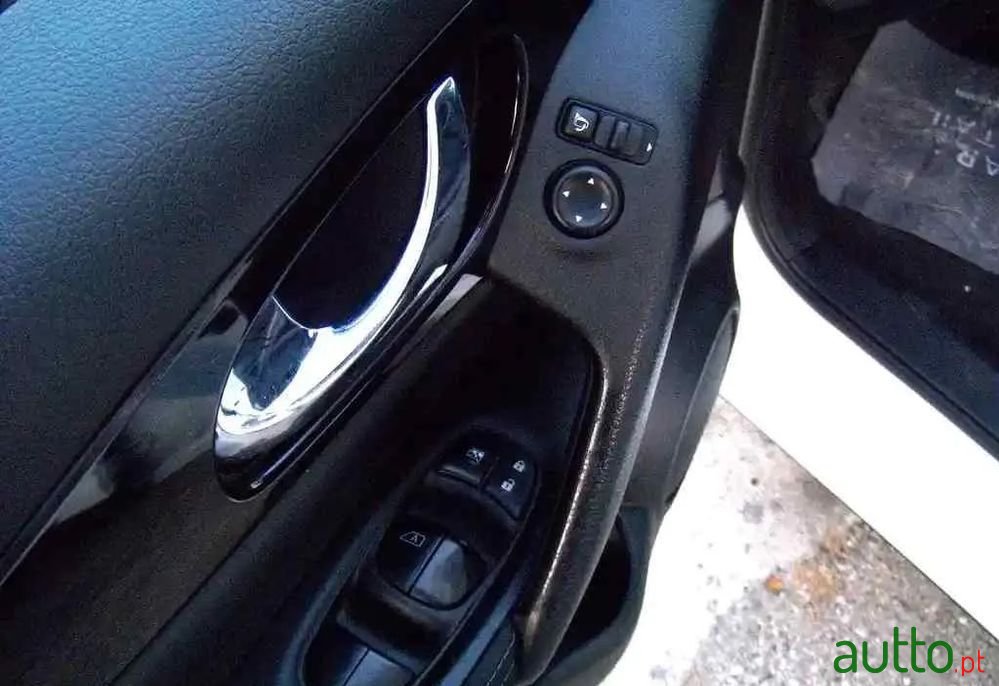 2015' Nissan Qashqai 1.5 Dci Tekna photo #6