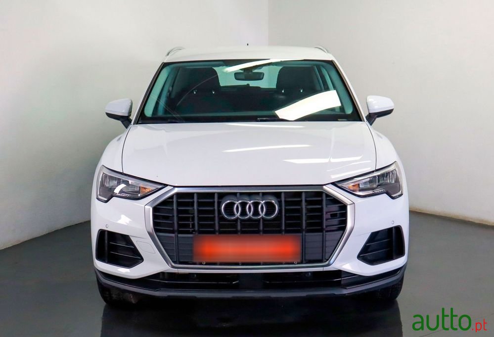 2022' Audi Q3 45 Tfsie S Tronic photo #2