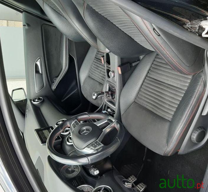 2013' Mercedes-Benz A-180 photo #2