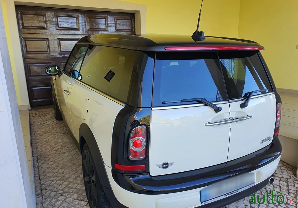 2010' MINI Clubman Cooper D photo #4