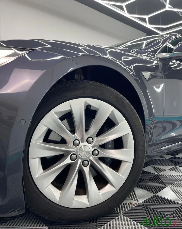 2018' Tesla Model S 75D photo #3