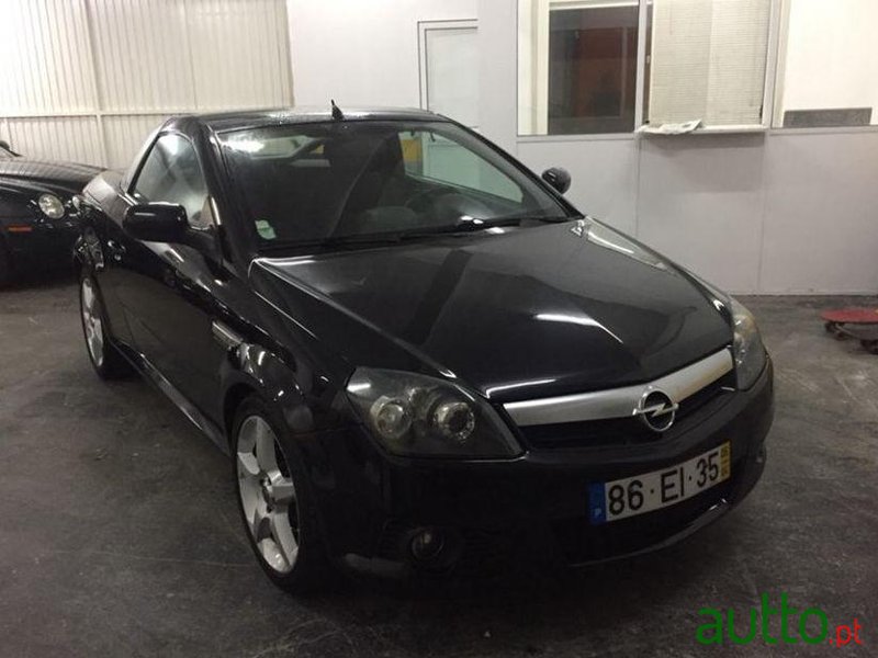 2005' Opel Tigra photo #1