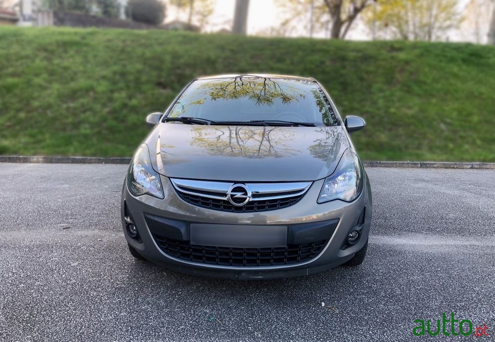 2015' Opel Corsa photo #3