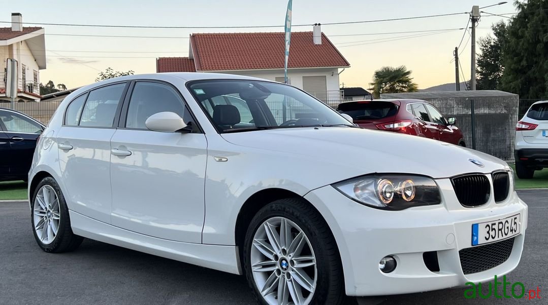 2008' BMW 118 photo #2